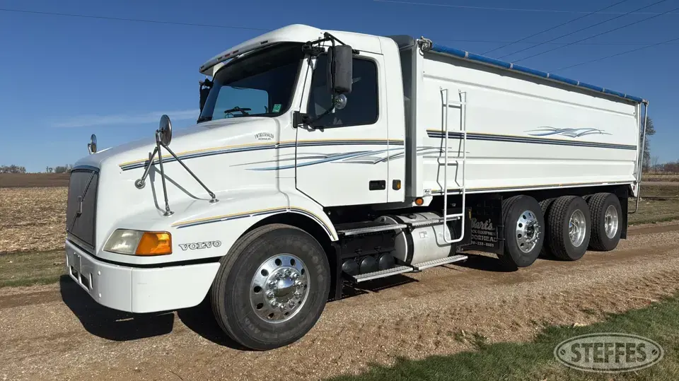 2003 Volvo VNL Grain Truck