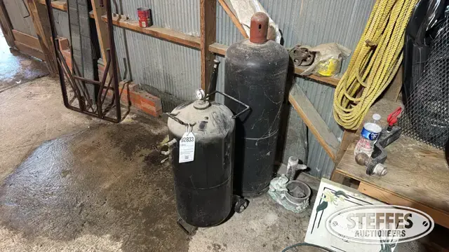 (2) Cylinder tanks