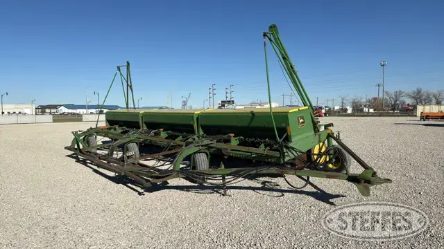 John Deere 9300