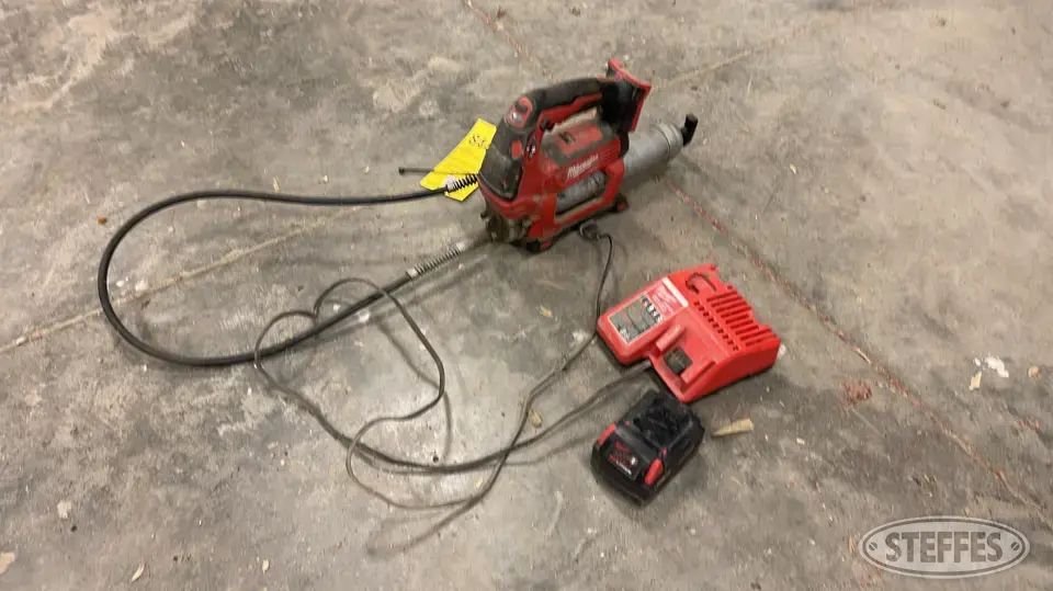 Milwaukee grease gun Power Tool