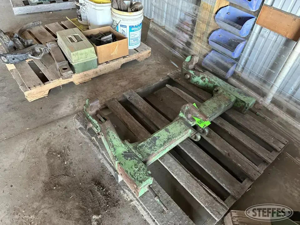 John Deere Cat 2 Ag Equipment Part