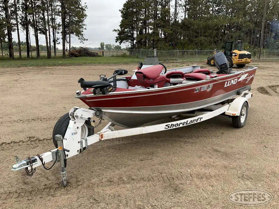 1994 Lund 1600 DLX Explorer Boat