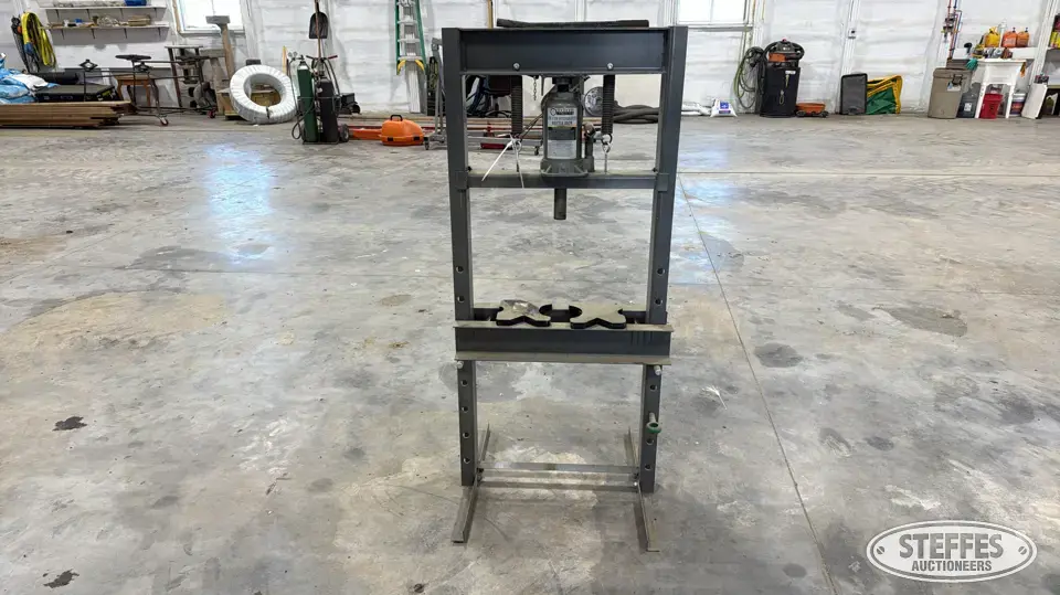Central Machinery shop press Specialty Tool