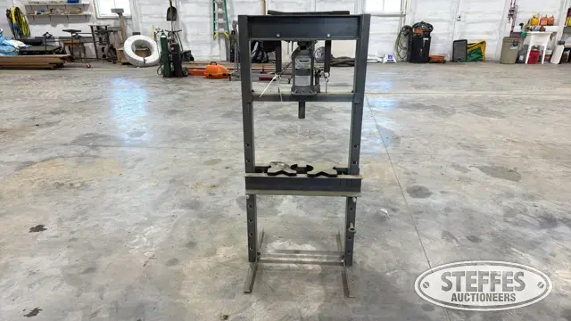 Central Machinery shop press