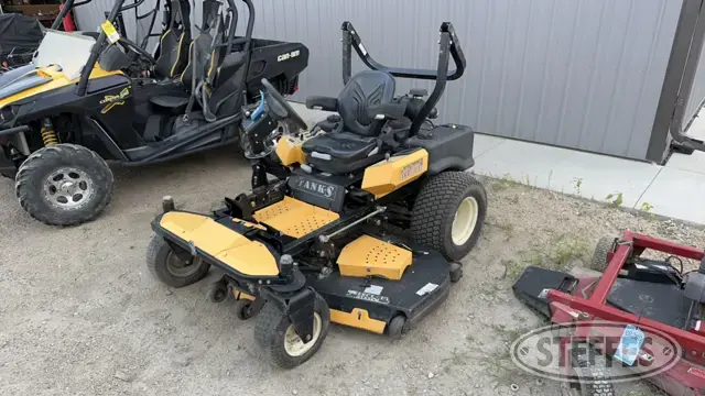 2004 Cub Cadet Tank