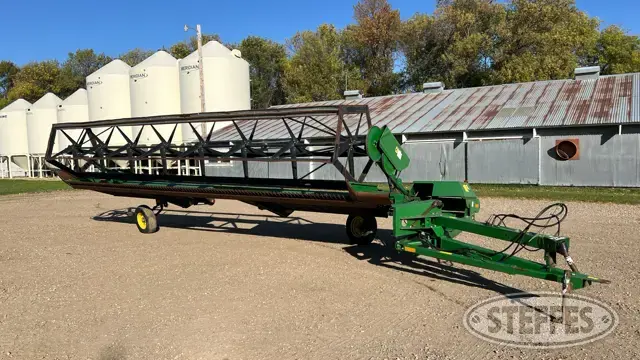 John Deere 590
