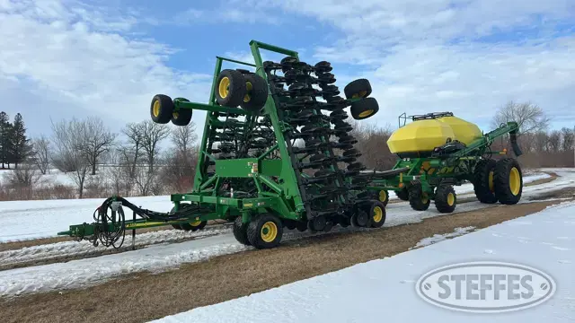 2014 John Deere 1890