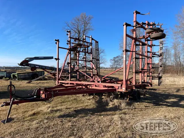 International 4900