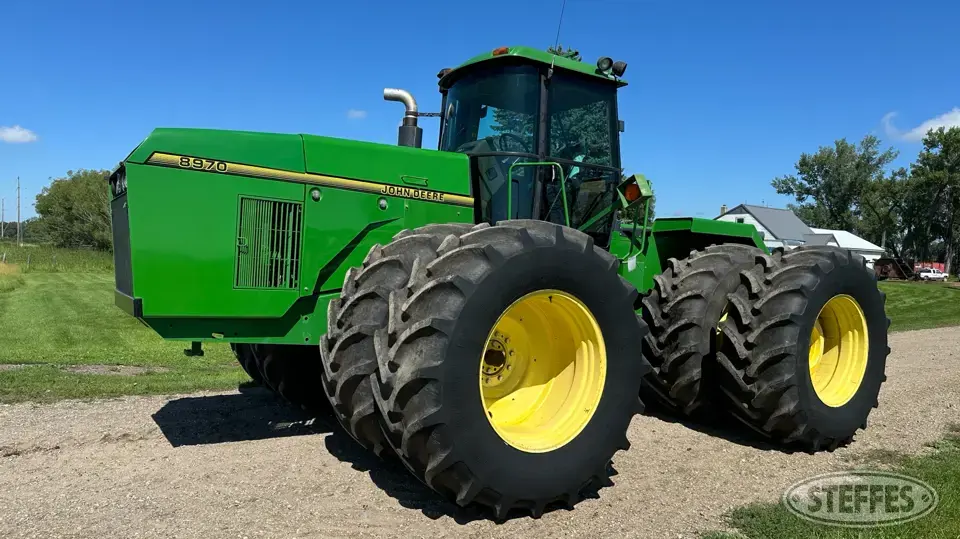 1995 John Deere 8970 4WD Tractor