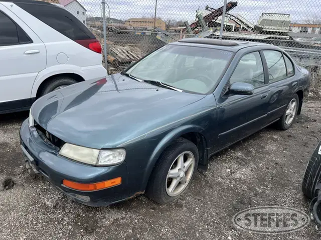 1997 Nissan Maxima GLE
