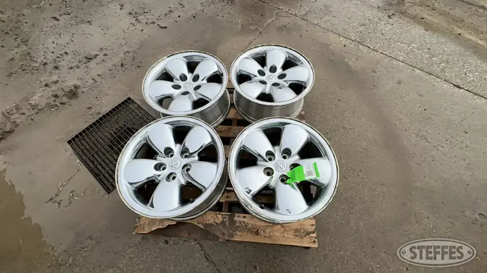 (4) Dodge Ram aluminum wheels Truck-Trailer Part