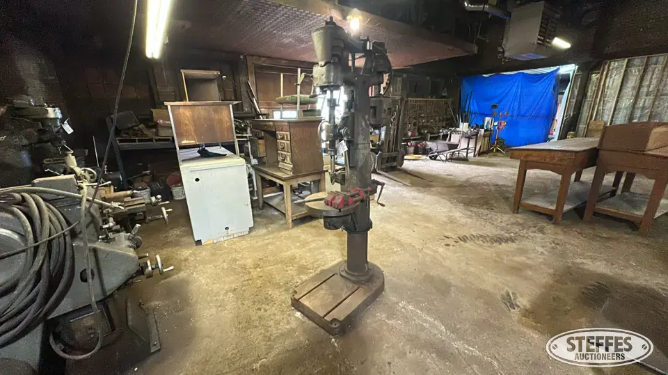 Gosiger Machinery Co. drill press Machine Tool