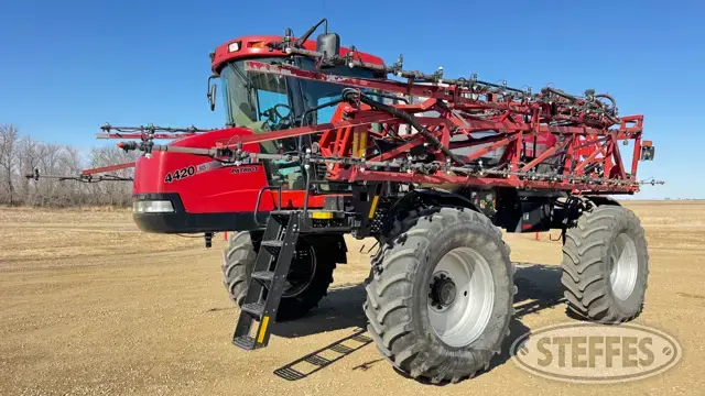2011 Case IH Patriot 4420