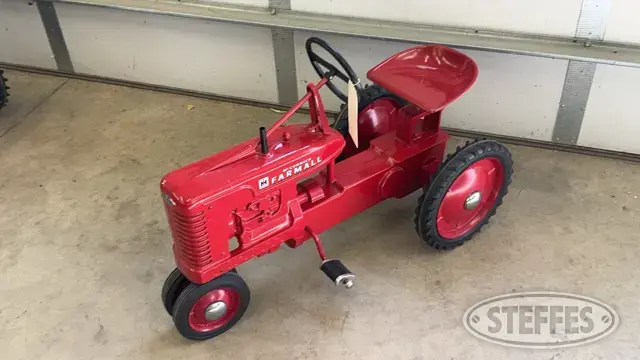 1952 McCormick Farmall M