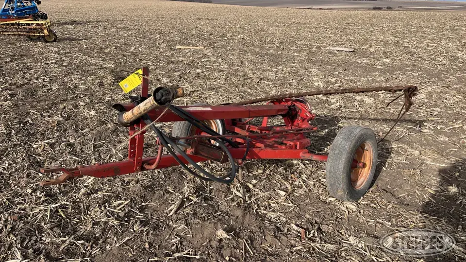 International 100 Sickle Mower