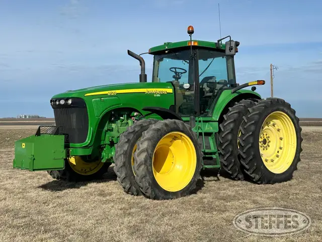 2002 John Deere 8120