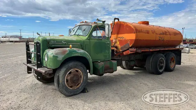 1955 Mack B63SX