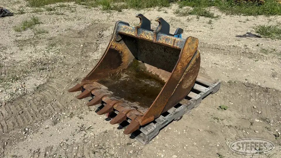 John Deere excavator bucket Excavator Attachment