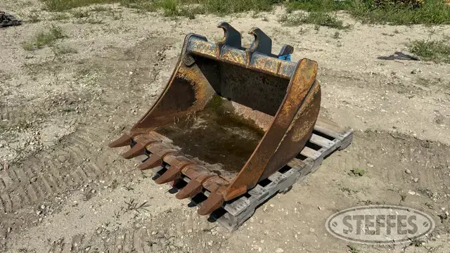 John Deere excavator bucket