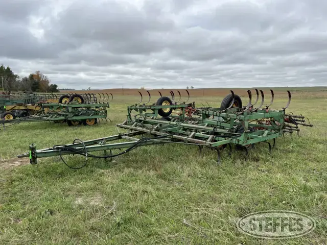 John Deere 1010