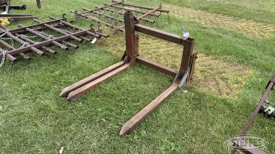 Shop-built loader forks Tractor Loaders and Attachment
