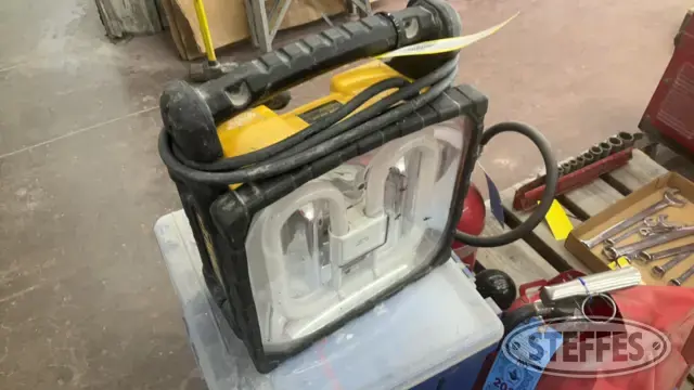 DeWalt Work Light