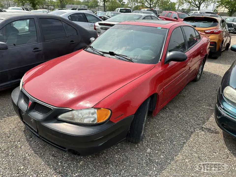 2004 Pontiac Grand Am GT Car