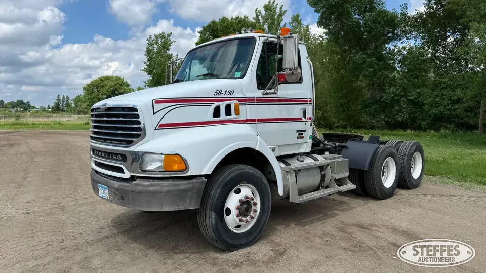 2006 Sterling AT9500 Conventional Truck without Sleeper