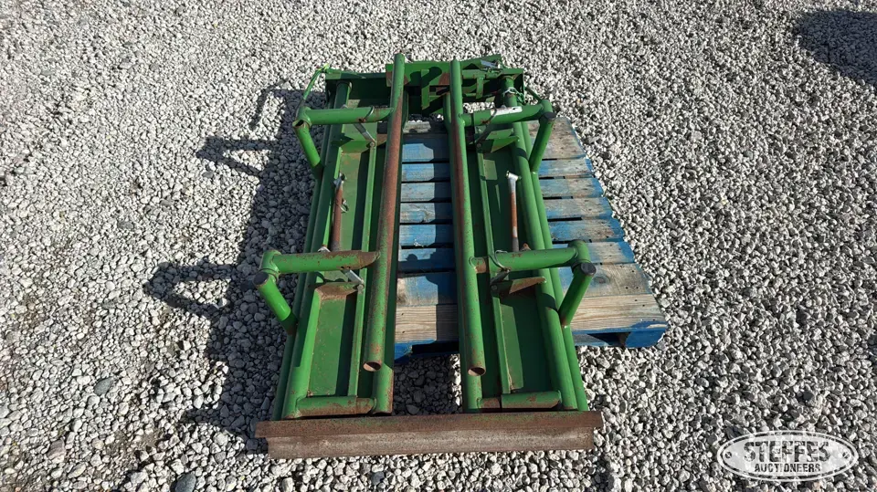 Real Tuff cattle head gate Livestock Handling