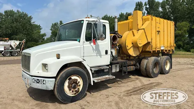 1997 Freightliner FL80