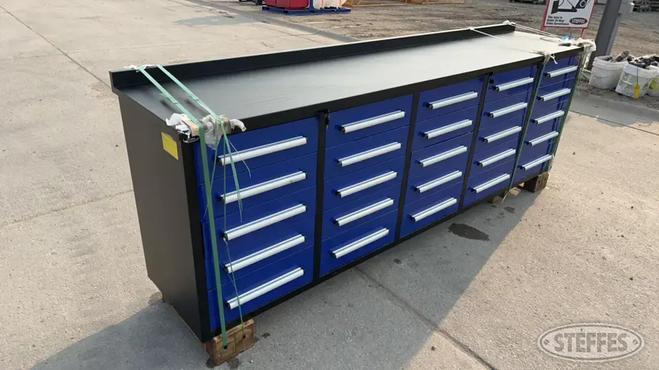 Steelman 10FT-25-01B Storage and Bench