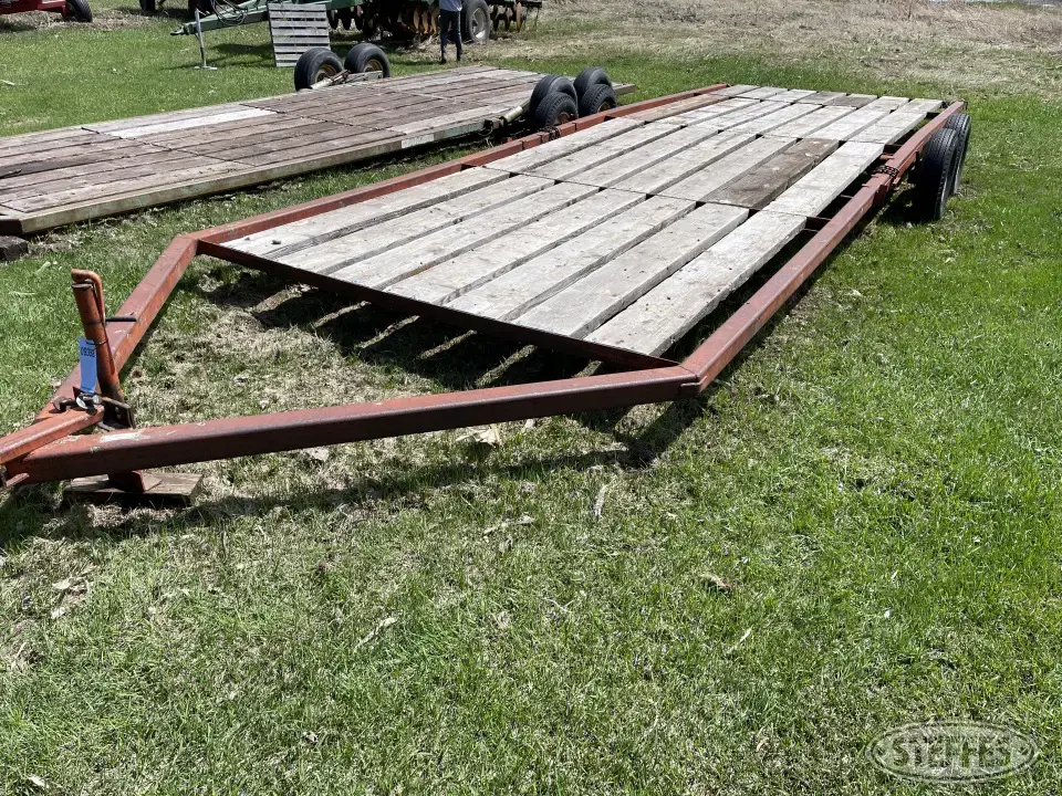 Donahue 928 Ag-Combine-Sprayer Trailer