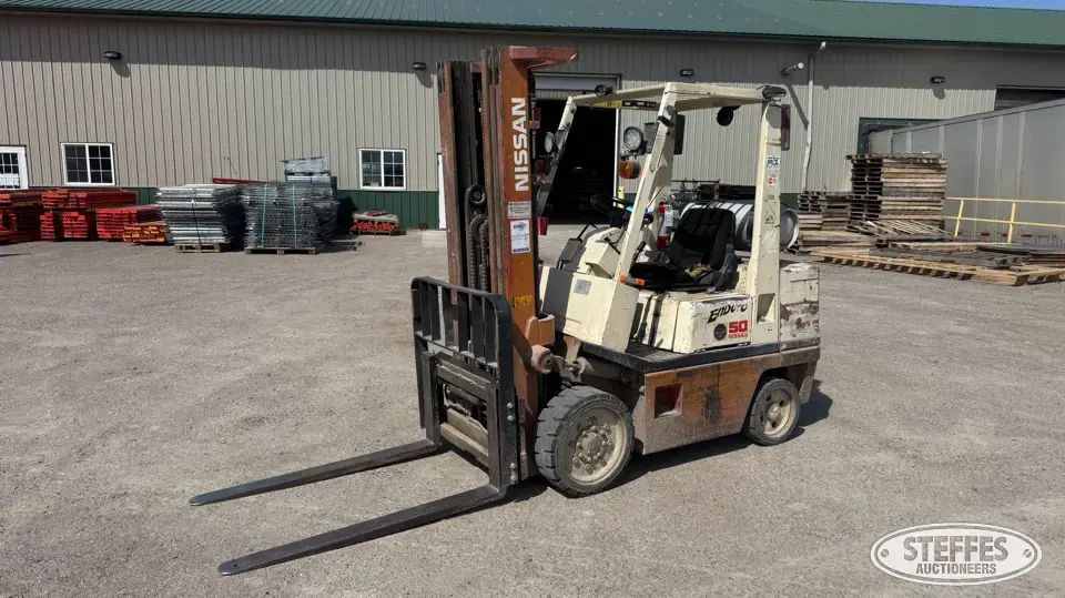 Nissan 50 Warehouse Forklift
