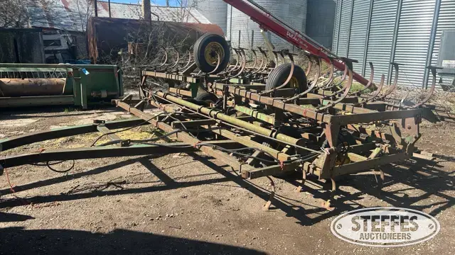 John Deere 1010