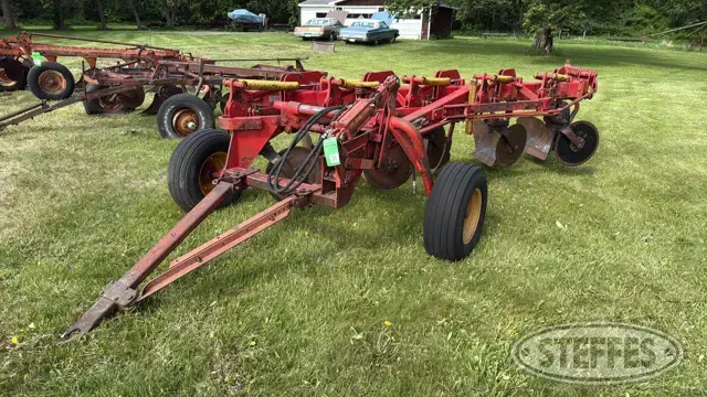 Melroe 903
