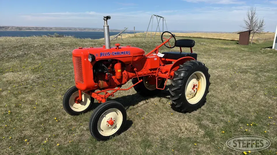 Allis-Chalmers B Collectible Tractor