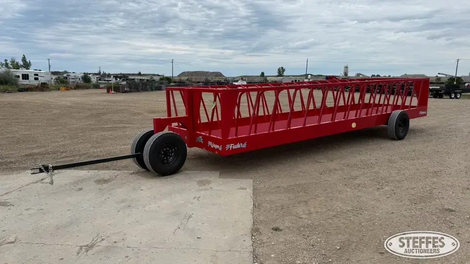 2026 Industrias America 82R Feeders and Bunk
