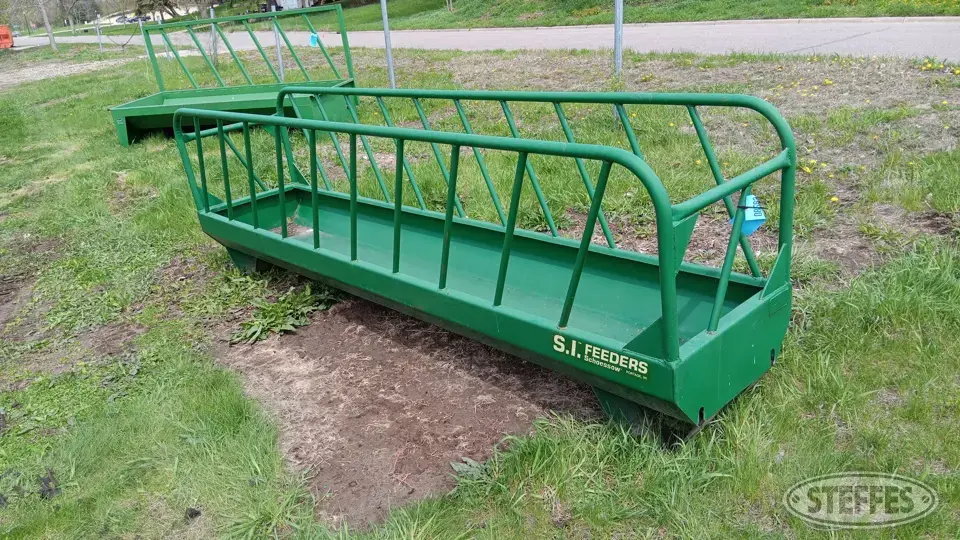 S.I. Feeders and Bunk