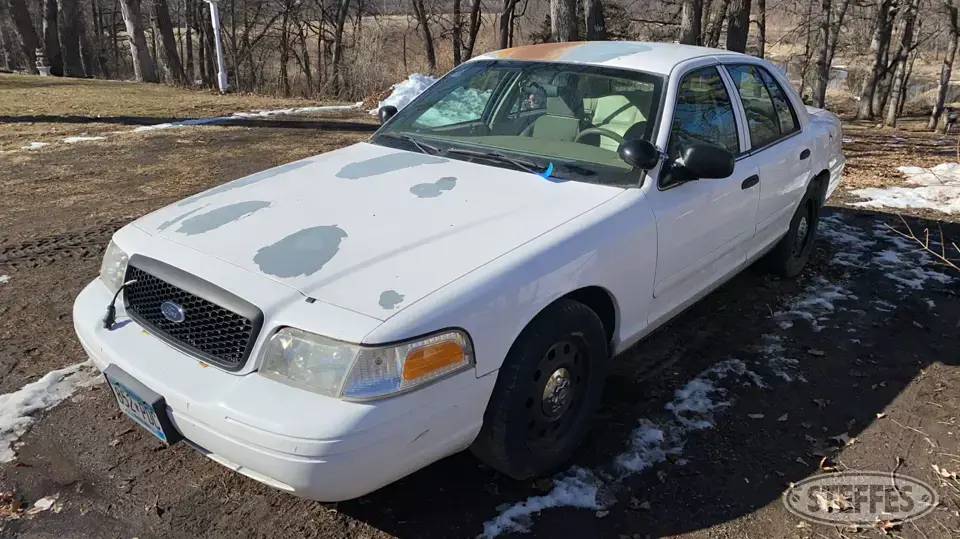 2008 Ford Crown Victoria Car