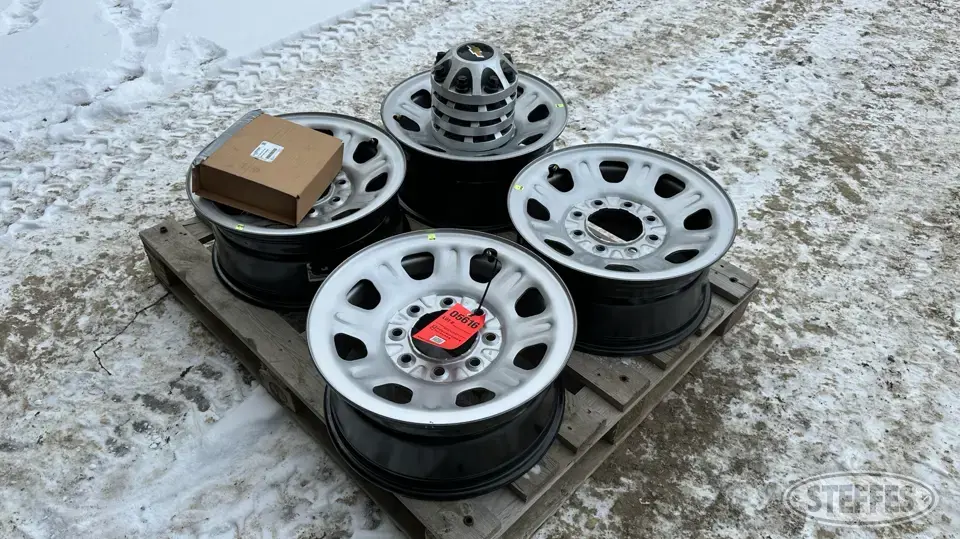(4) 2025 Chevrolet Silverado wheels Truck-Trailer Part