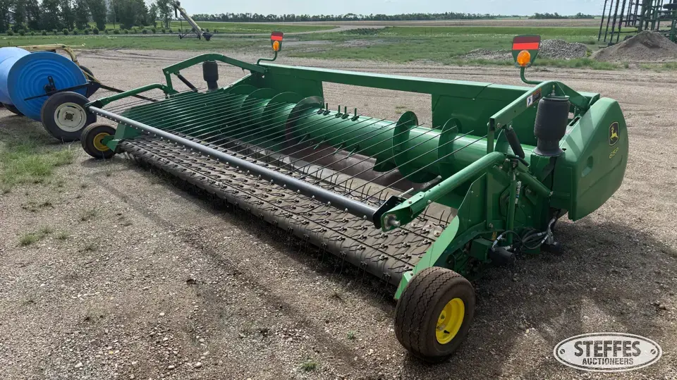 2013 John Deere 615P Pickup Head