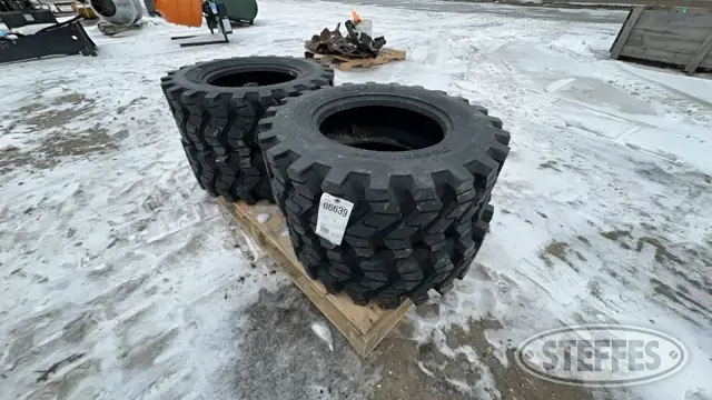 Forerunner 10-16.5 skid steer tires