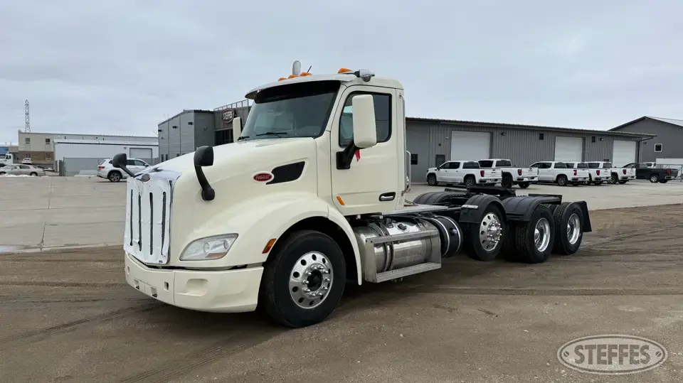 2018 Peterbilt 579 Conventional Truck without Sleeper