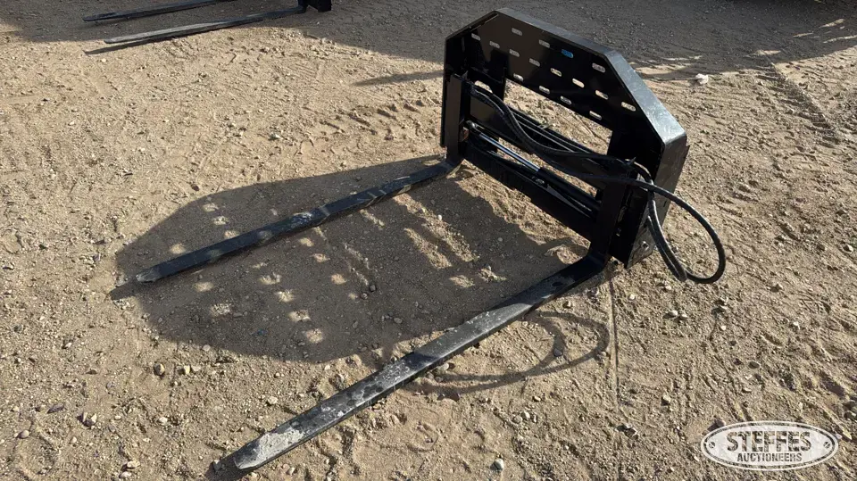 2026 GIYI SF60 Skid Steer Fork