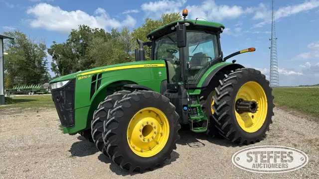 2018 John Deere 8370R