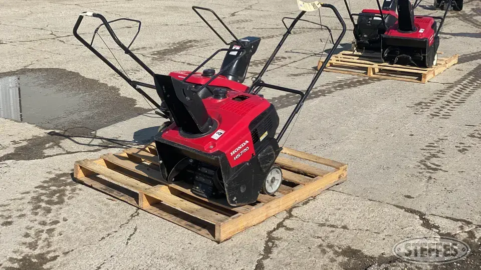 (2) Honda HS720 Snowblowers-Other