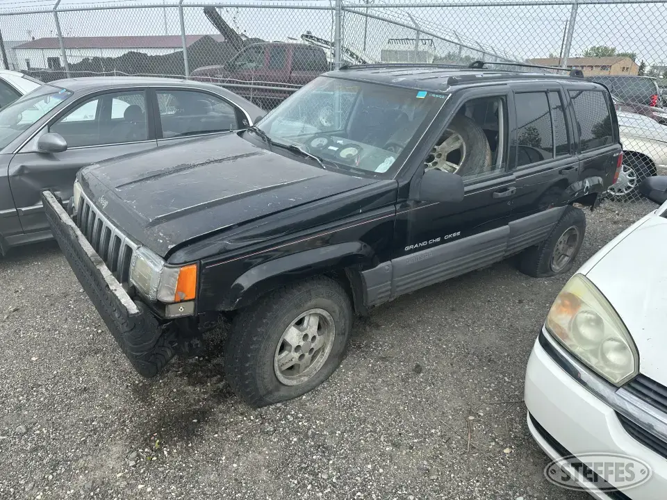 1997 Jeep Grand Cherokee Laredo SUV