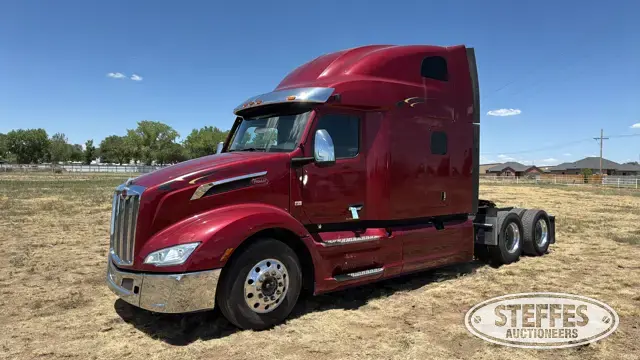 2023 Peterbilt 579