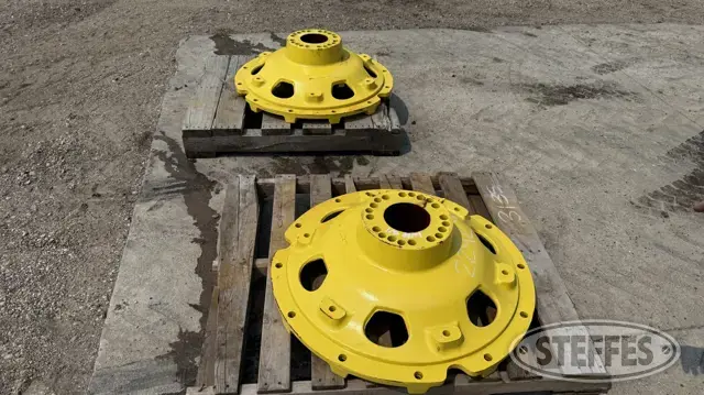 (2) John Deere 8000