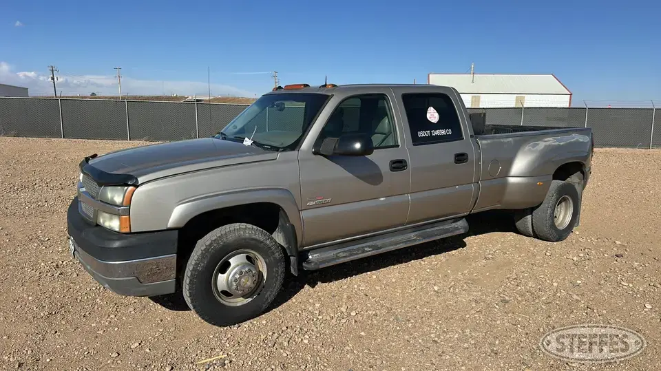 2003 Chevrolet Silverado 3500HD 1 Ton Pickup